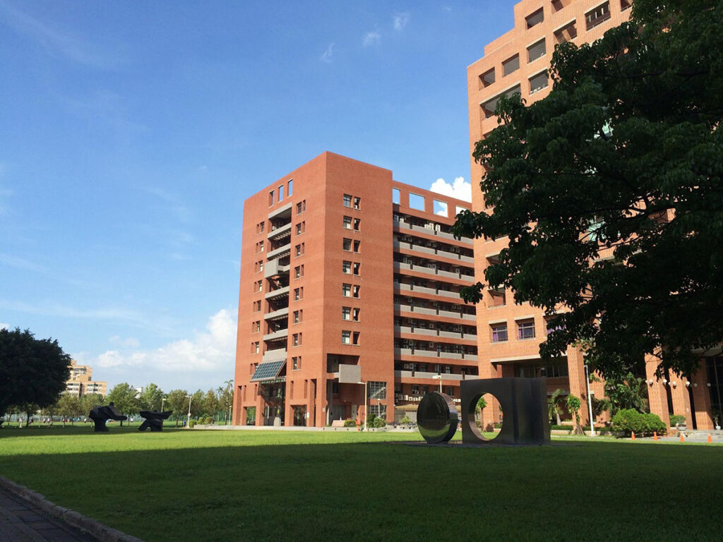 Du Học Đài Loan Hệ Thạc Sĩ: Cơ Hội Nâng Tầm Tri Thức Với Học Bổng Hấp Dẫn 5 Đại học Quốc gia Thành Công Du Học Đài Loan Hệ Thạc Sĩ