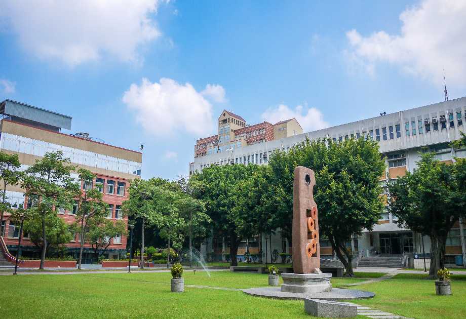 Đại học Phùng Giáp: đại học tổng hợp hàng đầu Đài Loan 2 Khuôn viên sân trường Đại học Phùng Giáp