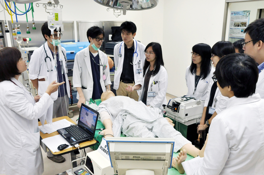 Đại Học Hoằng Quang (Hungkuang University): Top đầu đào tạo Y tá, Điều Dưỡng Đài Loan 3 Thực hành Đại học Điều Dưỡng Đài Loan
