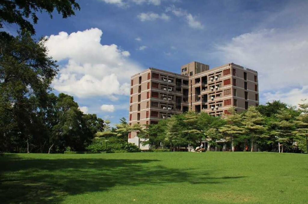 Đại học Sư phạm Quốc lập Chương Hóa (National Changhua University of Education - NCUE): Lựa Chọn Lý Tưởng Cho Du Học Đài Loan 2 Đại học Sư phạm Quốc lập Chương Hóa