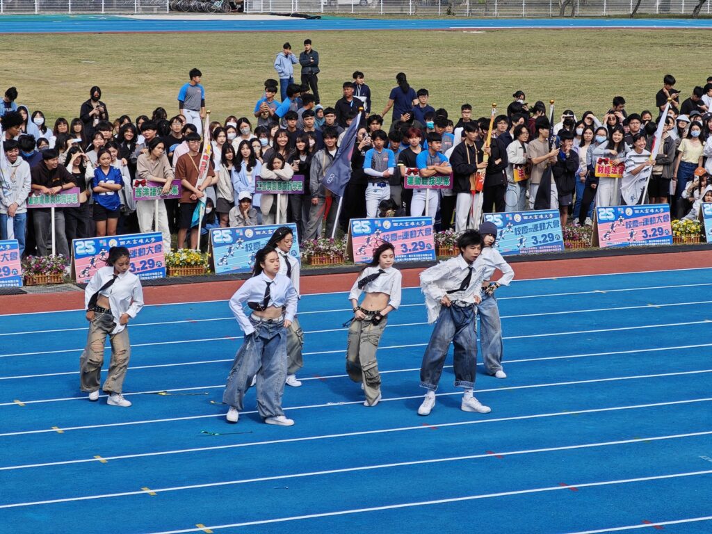 Đại học Quốc Lập Cao Hùng (National University of Kaohsiung - NUK) 4 Festival trường đại học