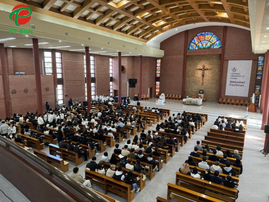 hội trường Đại học Catholic Busan