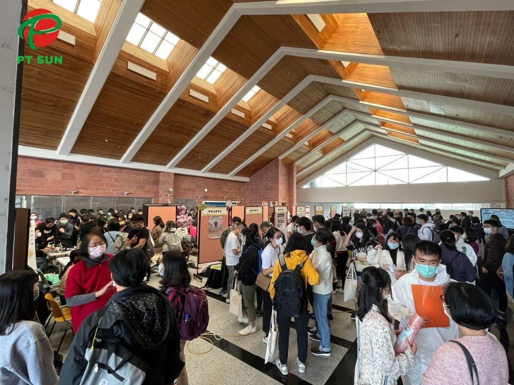 Đại học Trường Canh: Giáo Dục - Y Học và Công Nghệ Hàng Đầu 4 ngày hội việc làm