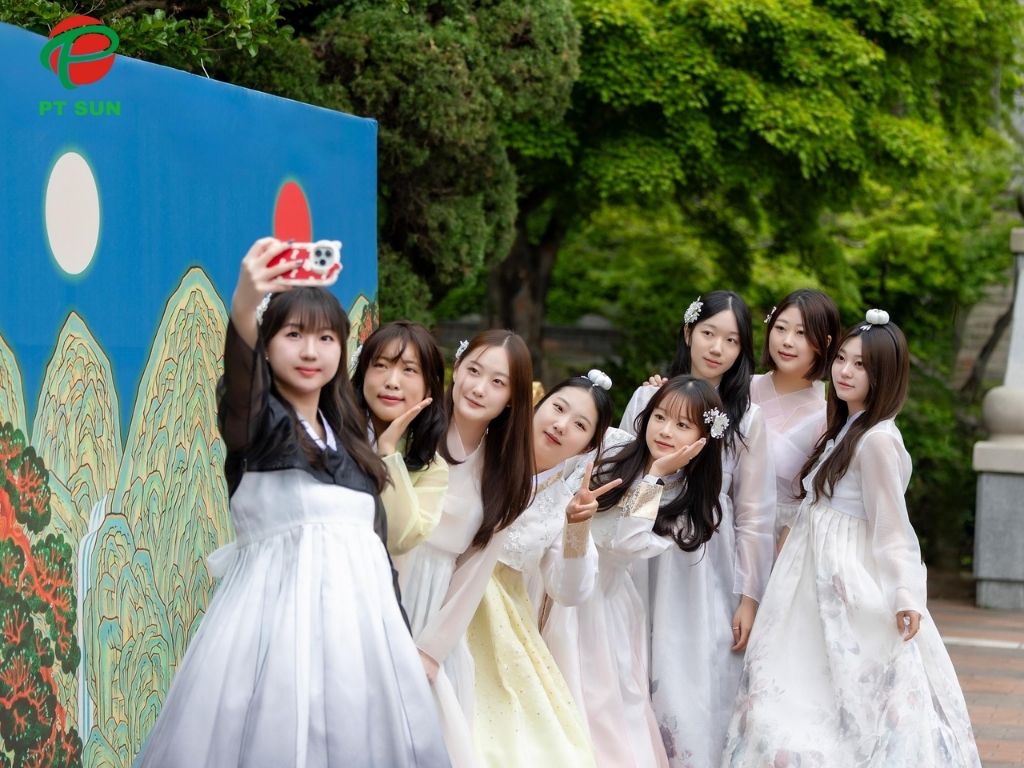 Đại Học Nữ Sookmyung – Ngọn Cờ Tiên Phong Trong Giáo Dục Phụ Nữ Toàn Cầu 5 Nữ sinh Đại Học Nữ Sookmyung