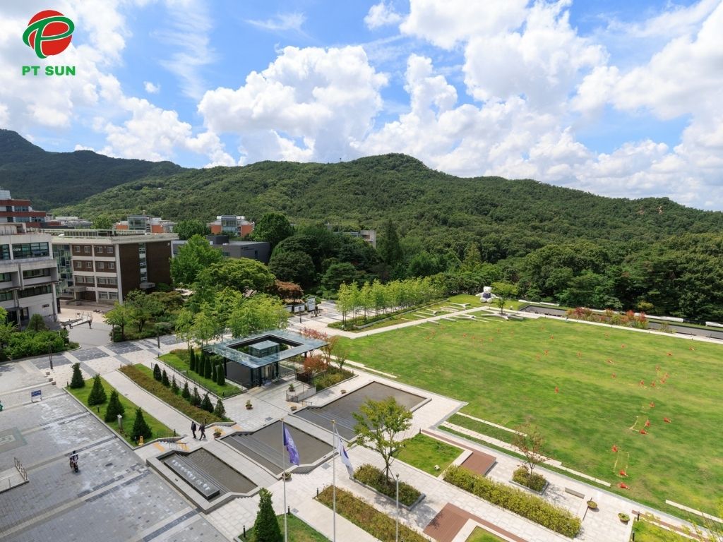 Du học Hàn Quốc ngành Kinh tế: Top 5 trường Đại học Hàn Quốc đào tạo ngành Kinh tế 3 Đại học quốc gia Seoul