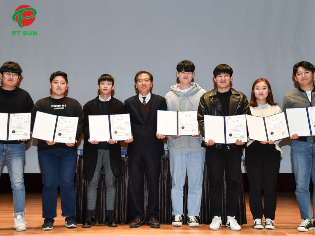 Đại học Inje (Inje University - 인제대학교) Top 1 Đào Tạo Ngành Dược Hàn Quốc 3 sinh viên nhận học bổng
