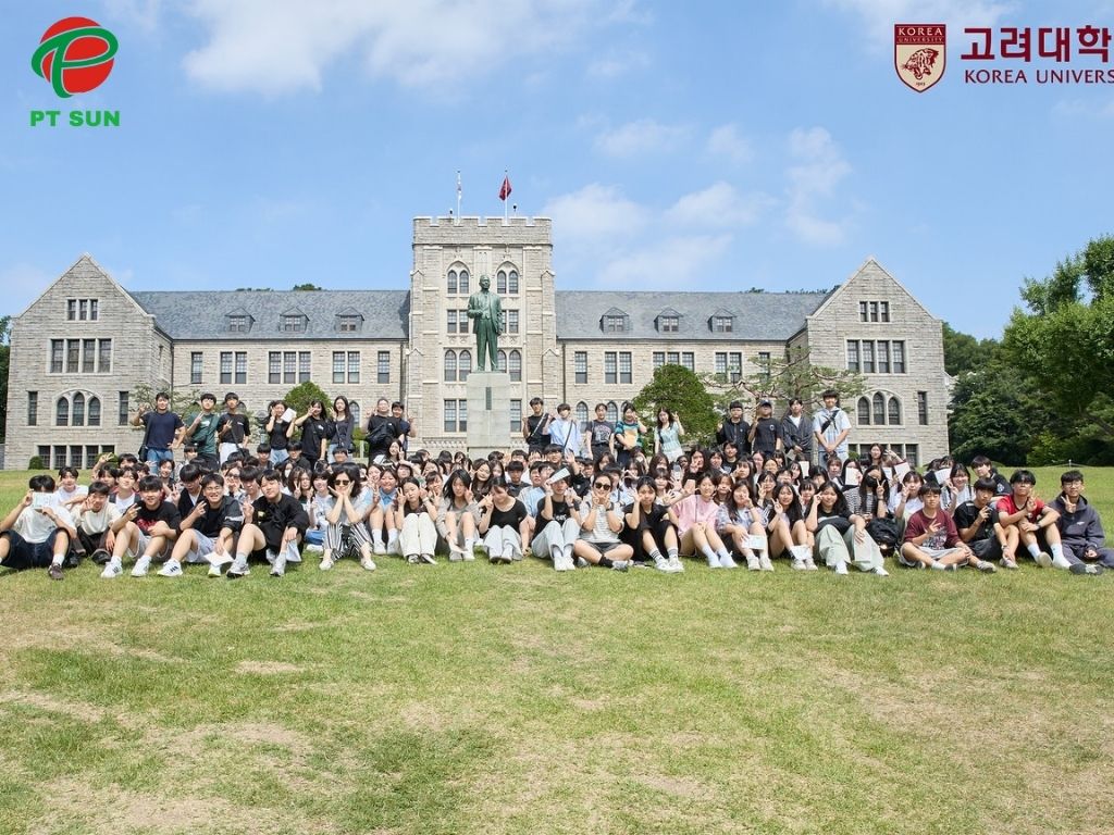 Sinh viên Đại học Korea