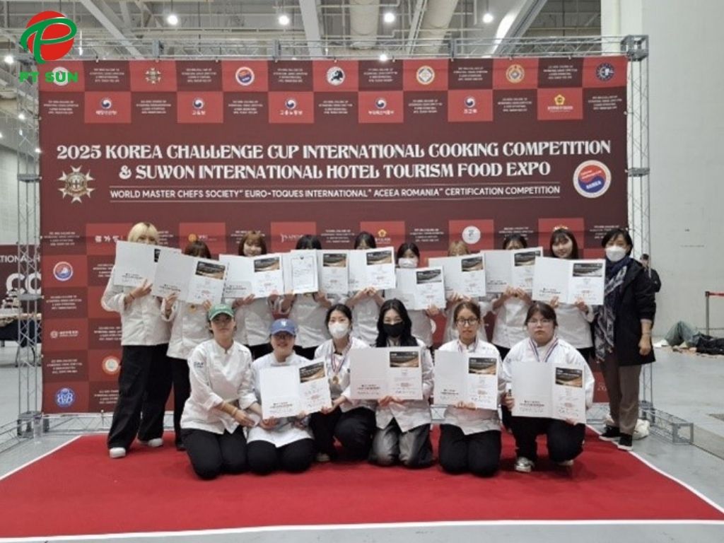 Cao Đẳng Thông Tin Woosong: Nền Tảng Đào Tạo Chuyên Gia Công Nghệ Thông Tin Tiên Tiến 3 sinh viên đạt giải woosong