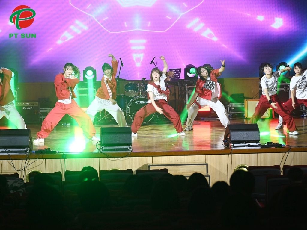 biểu diễn âm nhạc