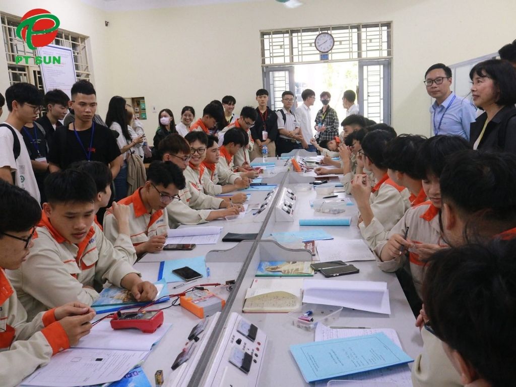 đại học tu bình hệ vừa học vừa làm