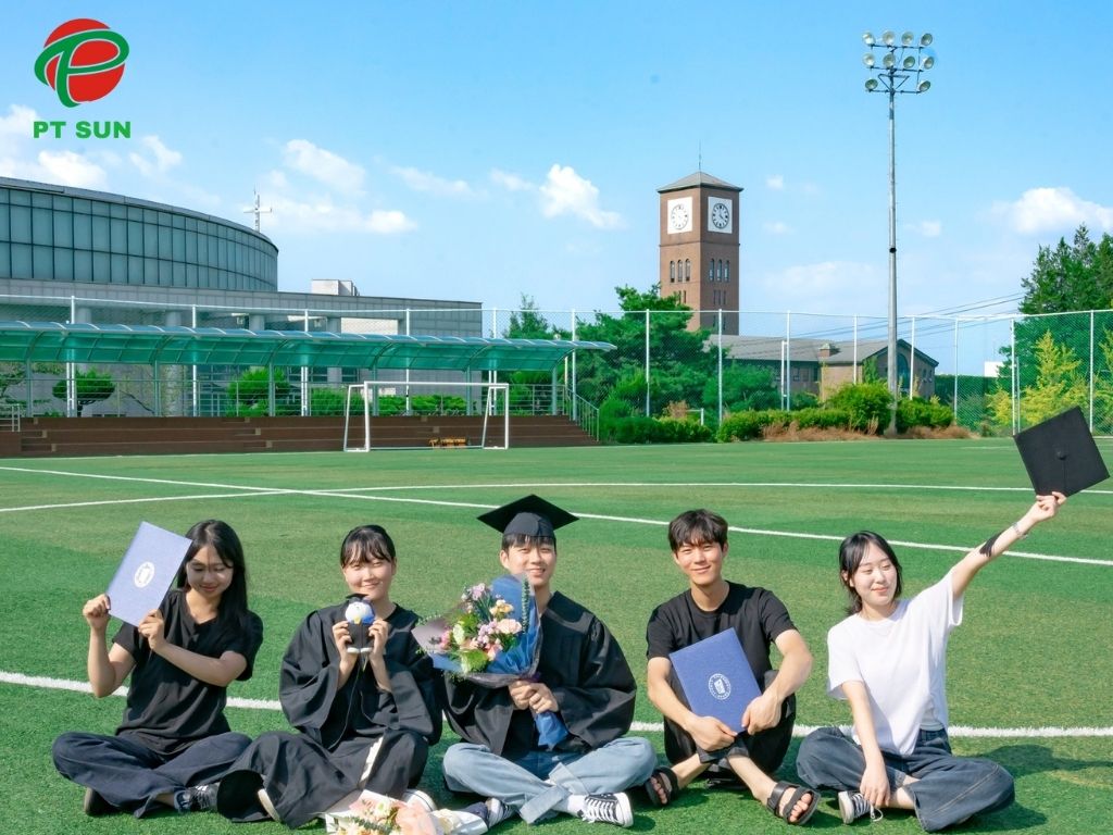tốt nghiệp đại học Jeonju