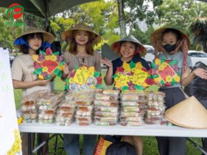 Sự Khác Biệt Giữa Văn Hóa Đài Loan Và Văn Hóa Việt Nam: 5 Điểm Khác Biệt Văn Hóa Nổi Bật Nhất 2 Sinh viên Việt Nam