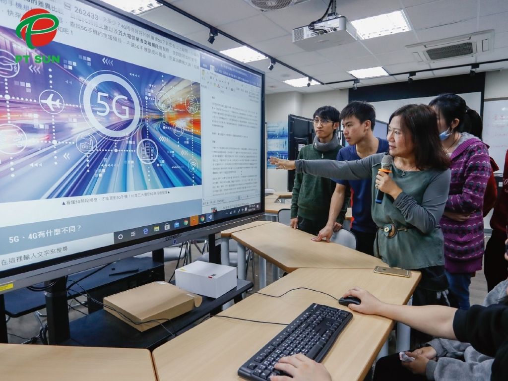 Lớp học công nghệ