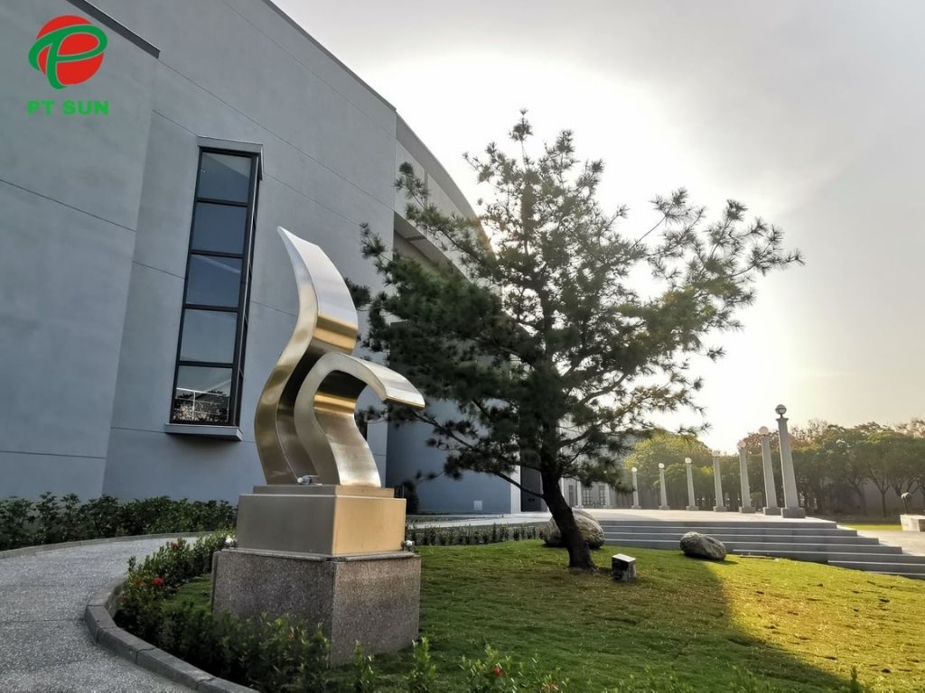 học phí Đại học Khoa học kỹ thuật Văn Lâm