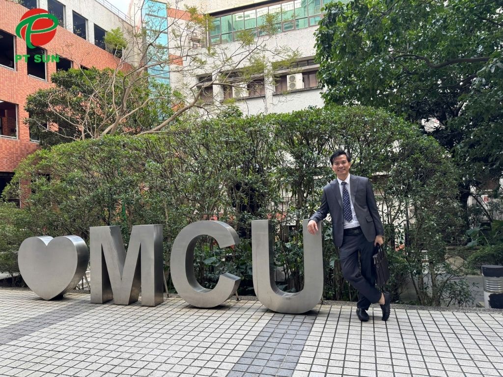 Tuyển sinh hệ 1+4 Đại học Minh Truyền Năm 2026 4 pt sun x đại học minh truyền