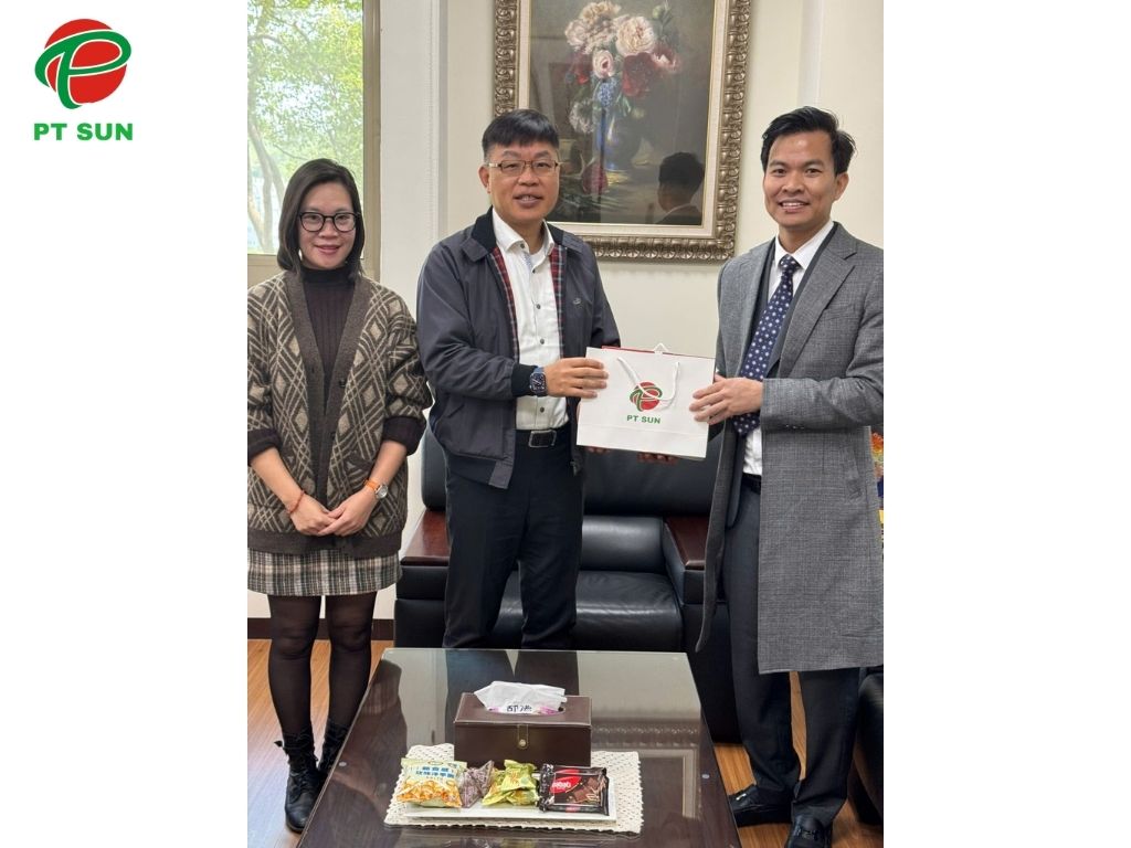 Học Phí và Học Bổng Đại Học Huyền Trang Năm 2026 3 huyền trang 3